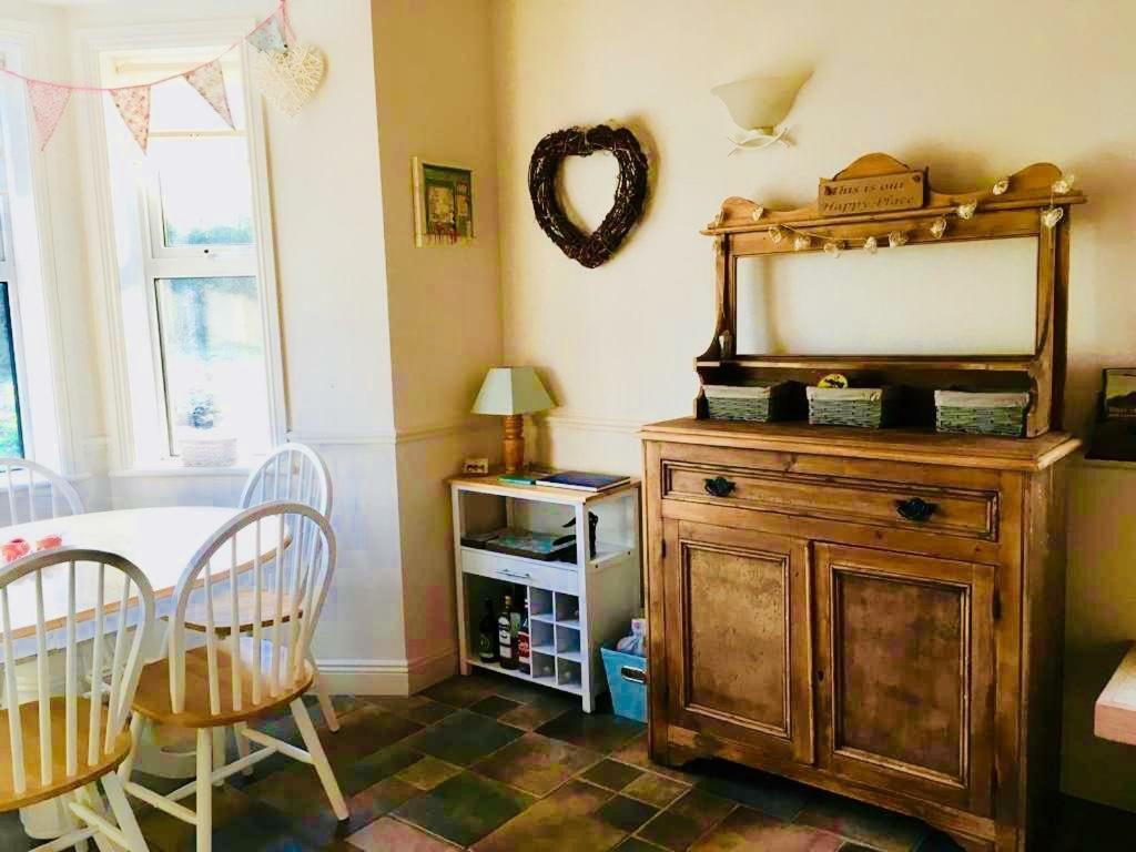 Birch Tree Cottage เวสต์พอร์ต ภายนอก รูปภาพ
